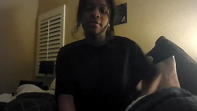Snapshot of Marlowlovee chatting on July 10, 2026, 8:47 am Marlowlovee online show from July 10, 2026, 8:47 am