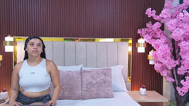 Lexxi gb online show from July 28, 2026, 8:34 pm