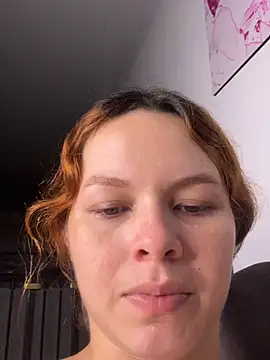 miacarrot online show from April 1, 2026, 4:25 am