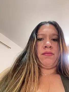 emma hot2006 online show from October 18, 2025, 5:26 pm