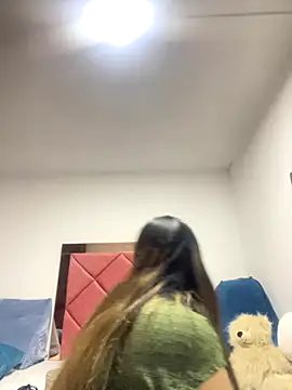 emma hot2006 online show from October 3, 2025, 3:46 pm