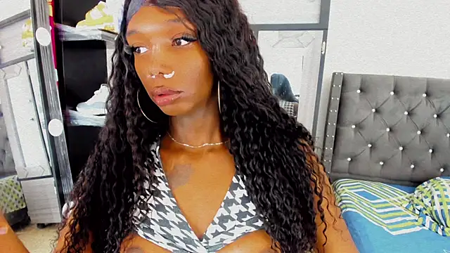 Snapshot of Sara_hot12112 chatting on November 7, 2025, 10:13 pm Sara hot12112 online show from November 7, 2025, 10:13 pm