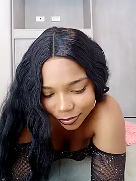 Snapshot of Chanell_mina chatting on October 25, 2025, 4:33 am Chanell mina online show from October 25, 2025, 4:33 am