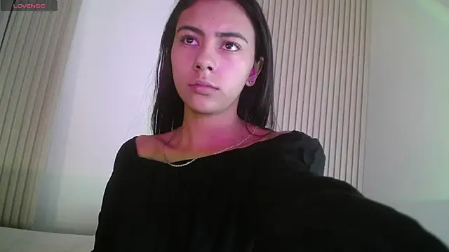 Snapshot of LilybethGray chatting on September 15, 2025, 10:54 pm LilybethGray online show from September 15, 2025, 10:54 pm