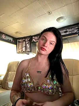 sexyLexii2002 online show from September 16, 2025, 5:58 pm