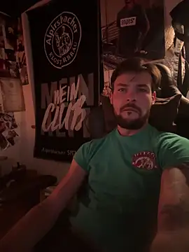 Mexxwell69 online show from September 25, 2025, 11:44 pm