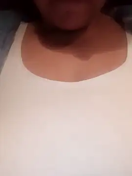 Snapshot of Cassandrina1 chatting on October 9, 2025, 3:29 am Cassandrina1 online show from October 9, 2025, 3:29 am