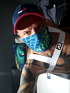 Snapshot of slavic_boy_39 chatting on October 3, 2025, 2:04 am slavic boy 39 online show from October 3, 2025, 2:04 am