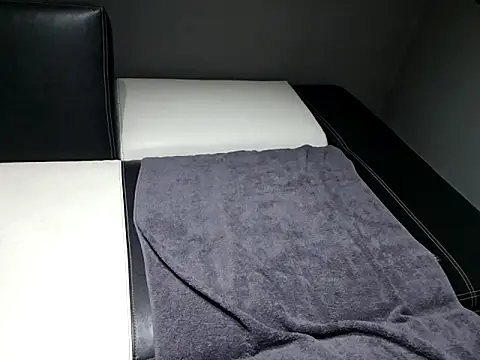 Snapshot of slavic_boy_39 chatting on October 17, 2025, 9:27 pm slavic boy 39 online show from October 17, 2025, 9:27 pm