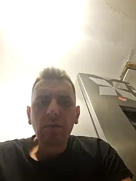 Snapshot of Lawrence067 chatting on November 2, 2025, 2:38 am Lawrence067 online show from November 2, 2025, 2:38 am