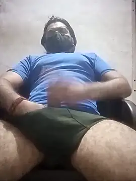 Rangabilla1947 online show from September 29, 2025, 8:03 pm