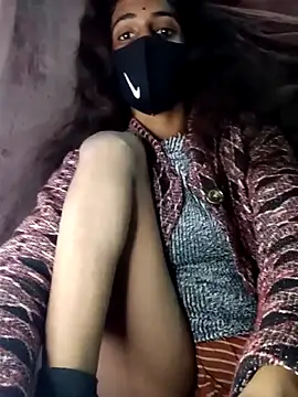 Snapshot of priyastrip314 chatting on December 21, 2025, 5:25 pm priyastrip314 online show from December 21, 2025, 5:25 pm