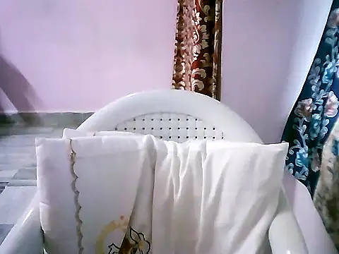 Snapshot of jannu6482 chatting on September 28, 2025, 5:36 am jannu6482 online show from September 28, 2025, 5:36 am