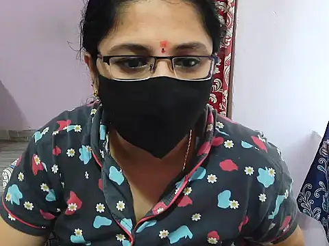 Snapshot of jannu6482 chatting on October 22, 2025, 8:47 am jannu6482 online show from October 22, 2025, 8:47 am