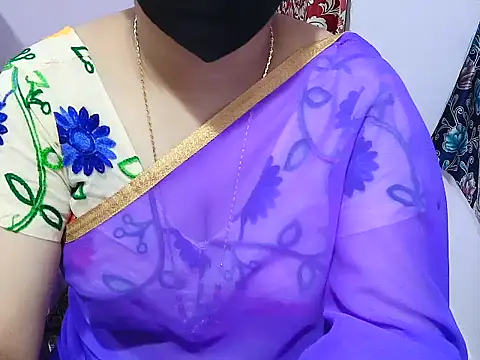 Snapshot of jannu6482 chatting on October 23, 2025, 2:27 pm jannu6482 online show from October 23, 2025, 2:27 pm