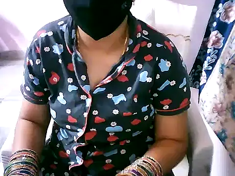 Snapshot of jannu6482 chatting on September 26, 2025, 3:30 pm jannu6482 online show from September 26, 2025, 3:30 pm