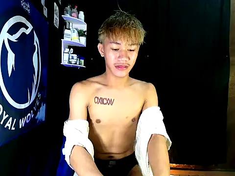 naughtyboyloy 0 online show from November 15, 2025, 2:43 pm