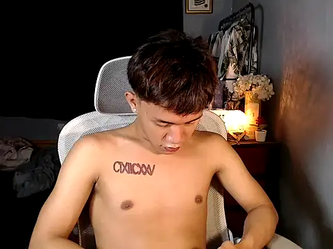 naughtyboyloy 0 online show from February 10, 2026, 5:23 pm