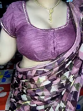 Snapshot of PRIYA_22 chatting on September 20, 2025, 10:42 am PRIYA 22 online show from September 20, 2025, 10:42 am