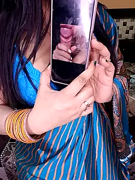 Snapshot of PRIYA_22 chatting on February 9, 2026, 6:28 pm PRIYA 22 online show from February 9, 2026, 6:28 pm