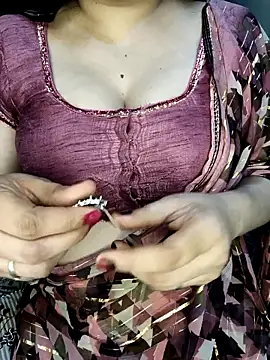 Snapshot of PRIYA_22 chatting on October 1, 2025, 11:14 am PRIYA 22 online show from October 1, 2025, 11:14 am