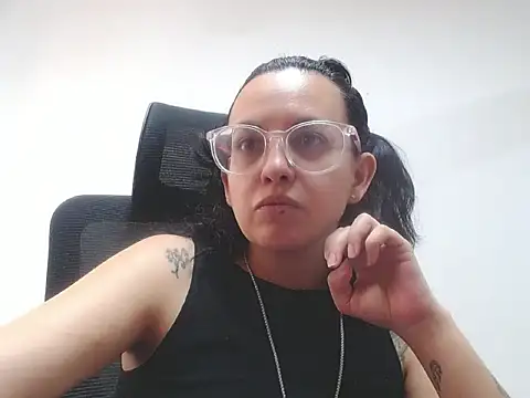 Snapshot of dalila_macherano1 chatting on September 26, 2025, 5:20 pm dalila macherano1 online show from September 26, 2025, 5:20 pm