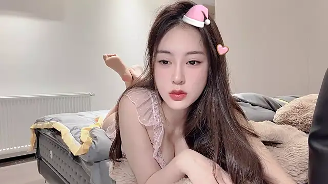 Aquarius-002 online show from November 4, 2025, 12:42 pm