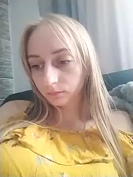 babyXlove online show from September 16, 2025, 10:49 am