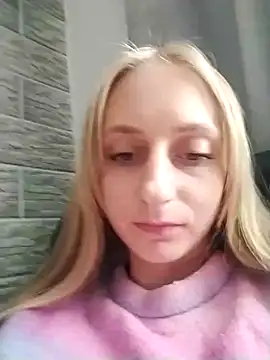 babyXlove online show from September 13, 2025, 10:15 am