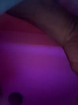 deviansilva online show from April 12, 2026, 3:32 am