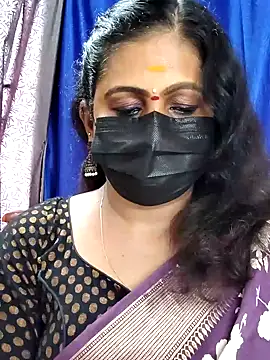 Snapshot of Sweetie_swetha37 chatting on October 16, 2025, 5:49 am Sweetie swetha37 online show from October 16, 2025, 5:49 am