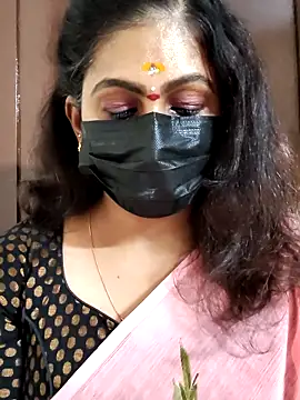 Snapshot of Sweetie_swetha37 chatting on September 19, 2025, 7:34 am Sweetie swetha37 online show from September 19, 2025, 7:34 am