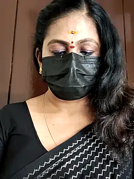 Snapshot of Sweetie_swetha37 chatting on October 4, 2025, 3:46 pm Sweetie swetha37 online show from October 4, 2025, 3:46 pm