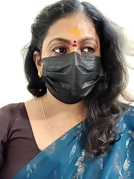 Snapshot of Sweetie_swetha37 chatting on November 1, 2025, 7:02 am Sweetie swetha37 online show from November 1, 2025, 7:02 am