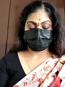 Snapshot of Sweetie_swetha37 chatting on September 27, 2025, 10:05 pm Sweetie swetha37 online show from September 27, 2025, 10:05 pm