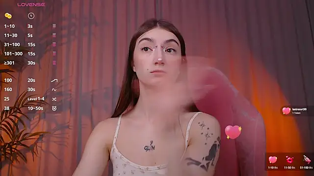 Snapshot of Keke_Pallmer chatting on October 3, 2025, 7:43 am Keke Pallmer online show from October 3, 2025, 7:43 am