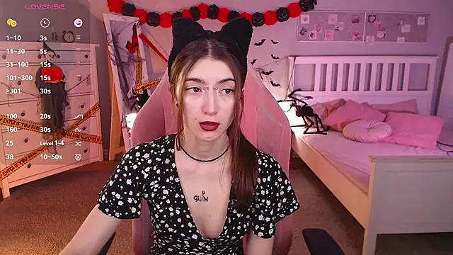 Snapshot of Keke_Pallmer chatting on November 1, 2025, 7:35 am Keke Pallmer online show from November 1, 2025, 7:35 am