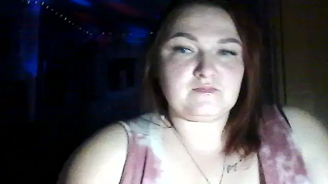 AngelQSky online show from November 26, 2025, 5:24 pm