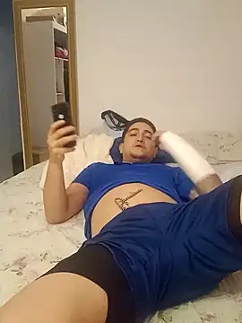 Picademel2525 online show from November 16, 2025, 5:06 pm