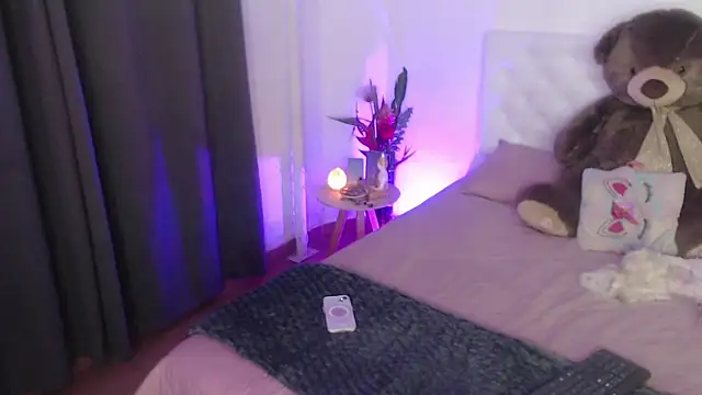 kylie444  online show from October 11, 2025, 10:00 pm