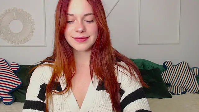 Snapshot of Little_melodyy chatting on September 25, 2025, 8:48 pm Little melodyy online show from September 25, 2025, 8:48 pm