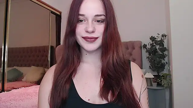 Snapshot of Little_melodyy chatting on October 19, 2025, 9:50 pm Little melodyy online show from October 19, 2025, 9:50 pm