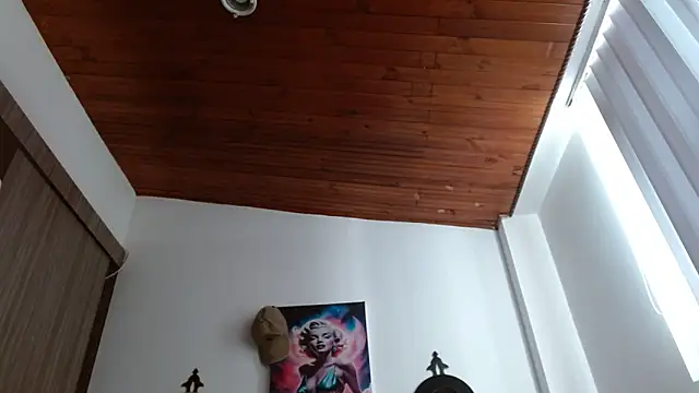 Snapshot of Crystal_Star_ chatting on February 11, 2026, 2:50 pm Crystal Star online show from February 11, 2026, 2:50 pm