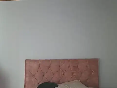 Crystal Star  online show from October 13, 2025, 3:46 pm