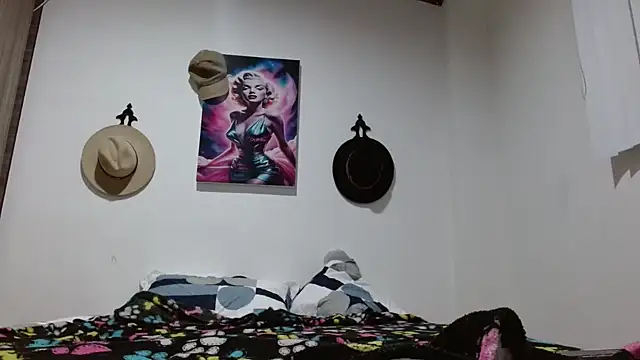 Snapshot of Crystal_Star_ chatting on February 26, 2026, 11:49 pm Crystal Star online show from February 26, 2026, 11:49 pm