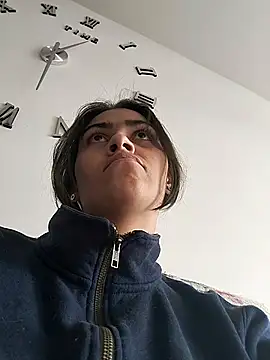 Crystal Star  online show from November 26, 2025, 6:30 pm