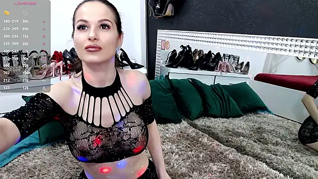 JoyfullRosse online show from February 9, 2026, 6:11 am