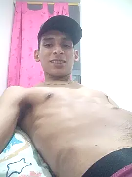 alex colombiano online show from October 28, 2025, 6:01 am