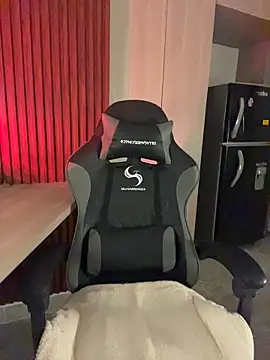 Enyagleam  online show from February 28, 2026, 11:59 pm