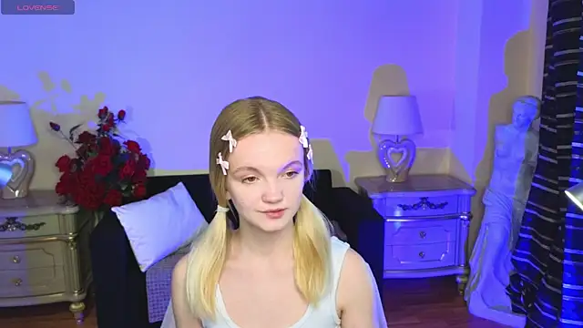 RosesKate online show from October 5, 2025, 4:47 am